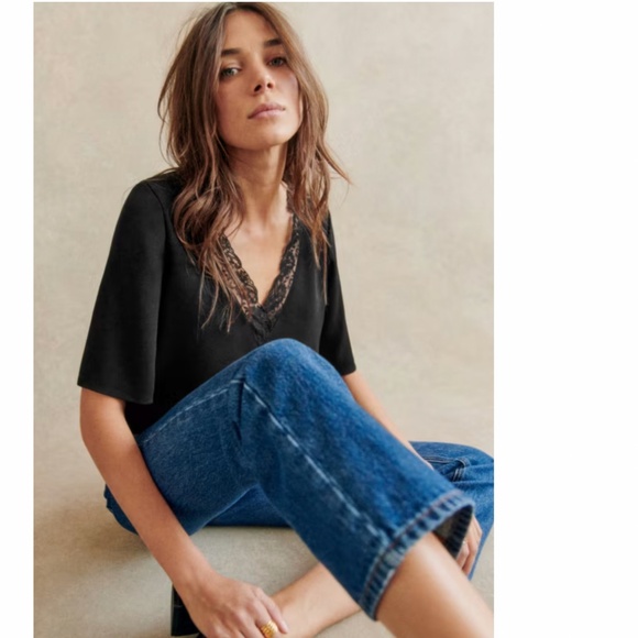 SEZANE - BLACK V-NECK BLOUSE WITH LACE SIZE US 2/FR 34 WORN ONCE - Picture 2 of 8